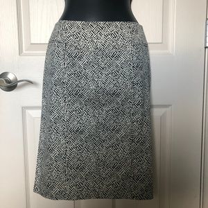 🌺3 for $25🌺 NY&Co. Size 6 - Super Cute Skirt